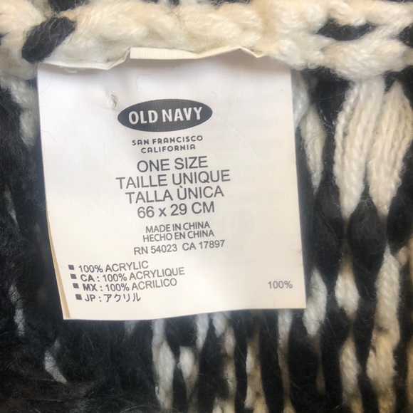 Old Navy Scarf - Picture 2 of 2